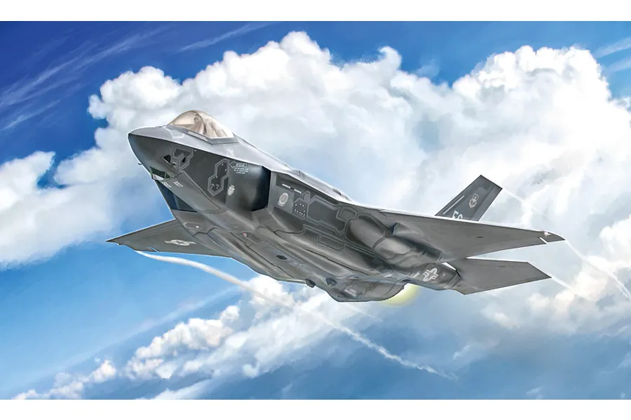 Italeri 1/72 F-35A Lightning II Fighter Scaled Plastic Model Kit w/ Australian Decals image 2
