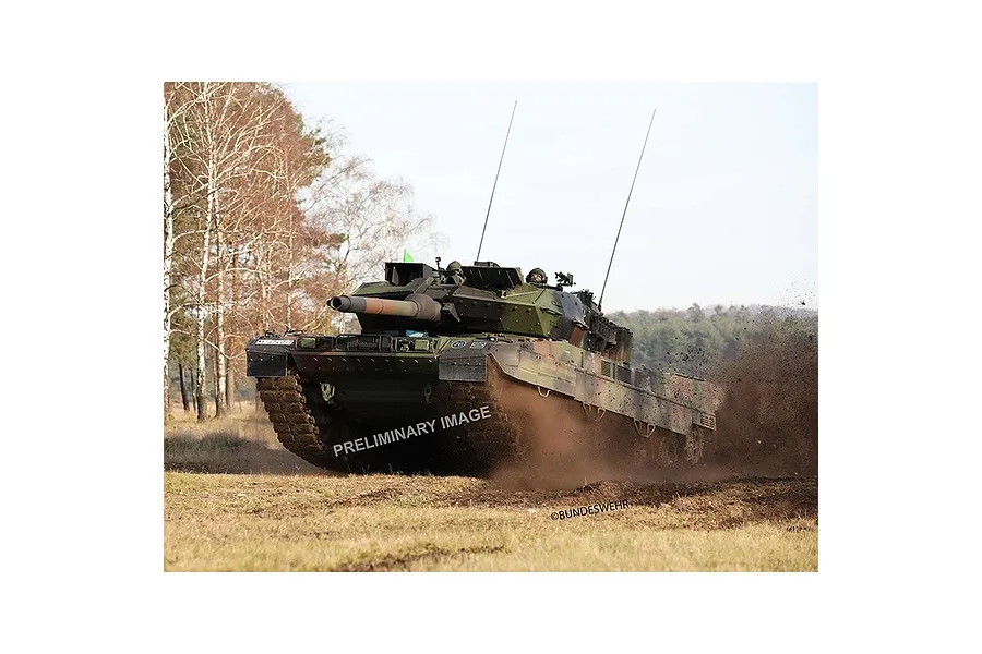 Revell 1/72 Leopard 2A7V Tank Scaled Plastic Model Kit image 97568