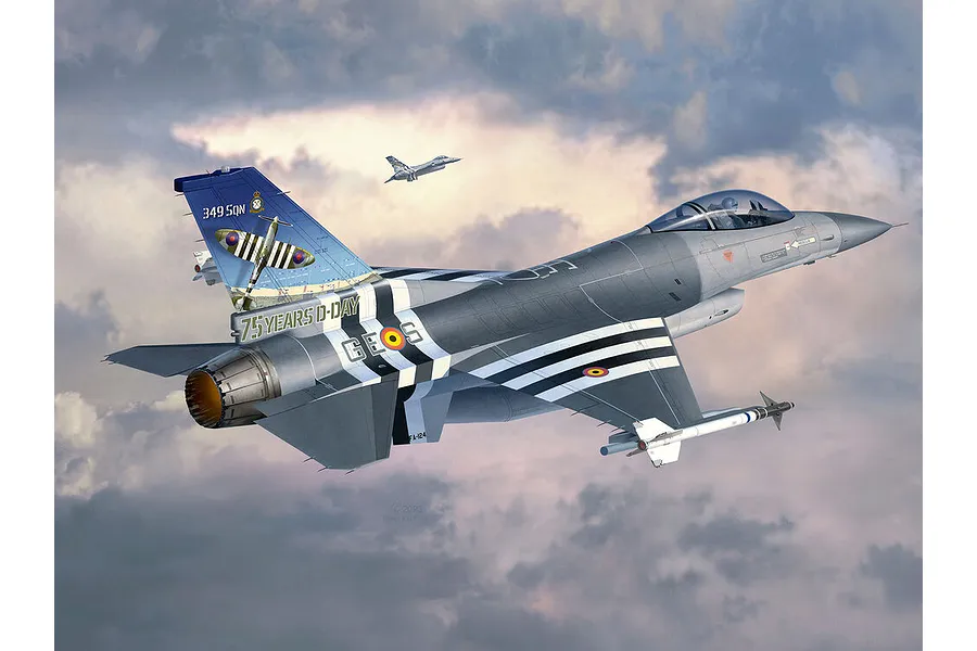Revell 1/32 &amp;quot;50th Anniversary&amp;quot; F-16 Falcon Fighter Scaled Plastic Model Kit image 97894