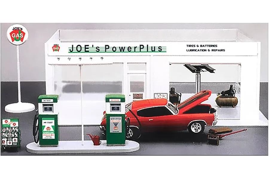 Academy 1/24 Joe&amp;#039;s Power Plus Gas Service Station Scaled Plastic Model Kit image 98723