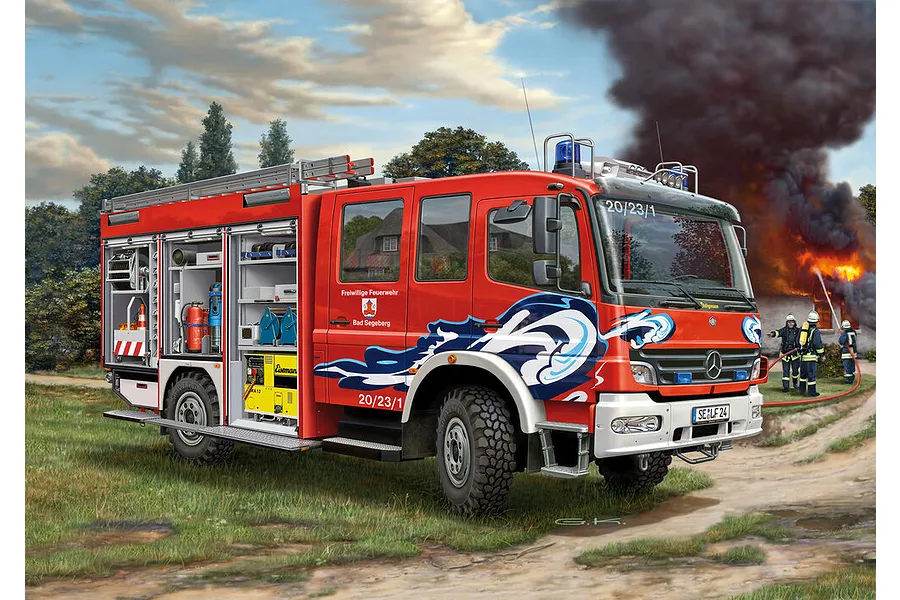Revell 1/24 Mercedes Schlingmann TLF 16/25 Firetruck Scaled Plastic Model Kit image 99725