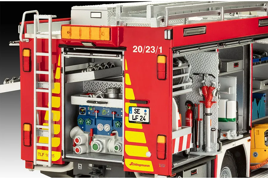 Revell 1/24 Mercedes Schlingmann TLF 16/25 Firetruck Scaled Plastic Model Kit image 99730